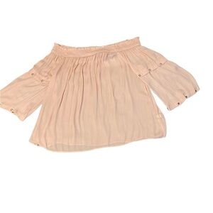 Jennifer Lopez Blouse in Soft peach silky satin off the shoulder